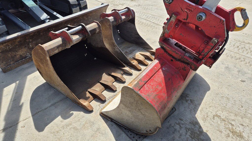 Takeuchi TB290-2 - Powertilt - 2023 Year - 1270 Hours - 3X Buckets - AS NEW - Miniexcavadora: foto 5 Takeuchi TB290-2 - Powertilt - 2023 Year - 1270 Hours - 3X Buckets - AS NEW - Miniexcavadora: foto 5