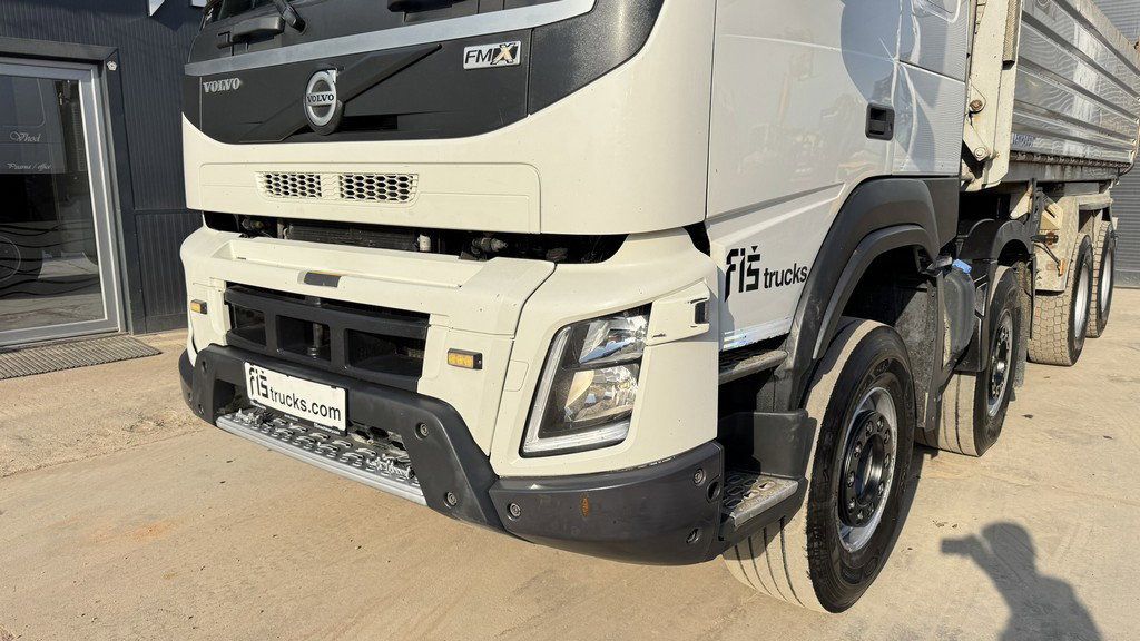 Volvo FMX 500 8x4 bordmatic tipper - Volquete camión: foto 2 Volvo FMX 500 8x4 bordmatic tipper - Volquete camión: foto 2