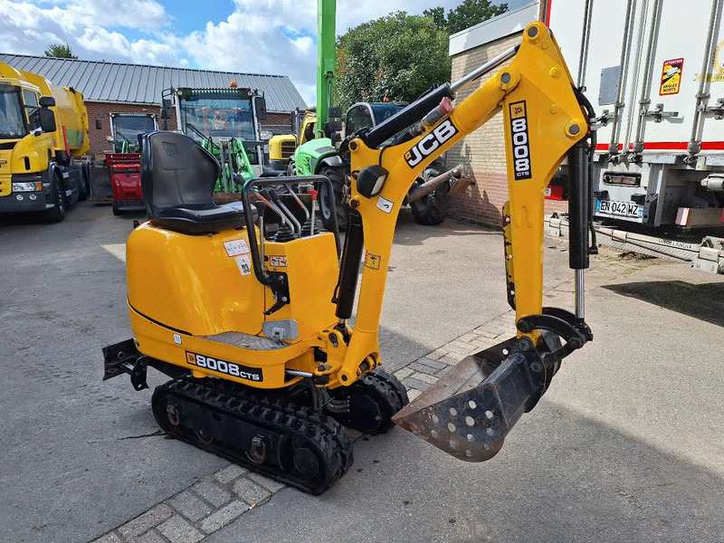 JCB 8008 CTS - Miniexcavadora: foto 1 JCB 8008 CTS - Miniexcavadora: foto 1
