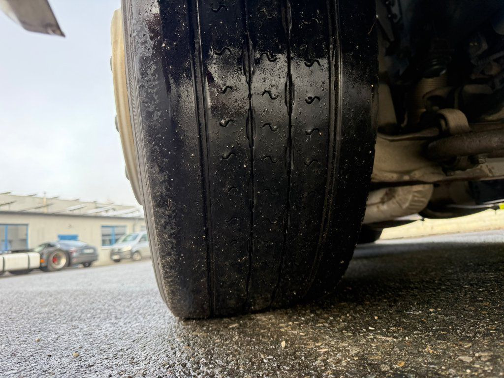 Cabeza tractora DAF XF480 Superspacecab SSC lowdeck: foto 10 Cabeza tractora DAF XF480 Superspacecab SSC lowdeck: foto 10