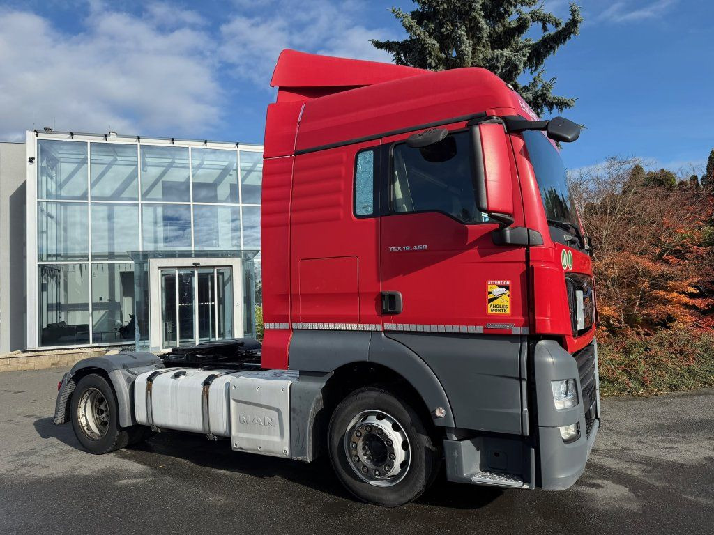 MAN TGX18.460 EURO 6 MEGA/lowdeck NEW TACHO RETARDER - Cabeza tractora: foto 2 MAN TGX18.460 EURO 6 MEGA/lowdeck NEW TACHO RETARDER - Cabeza tractora: foto 2
