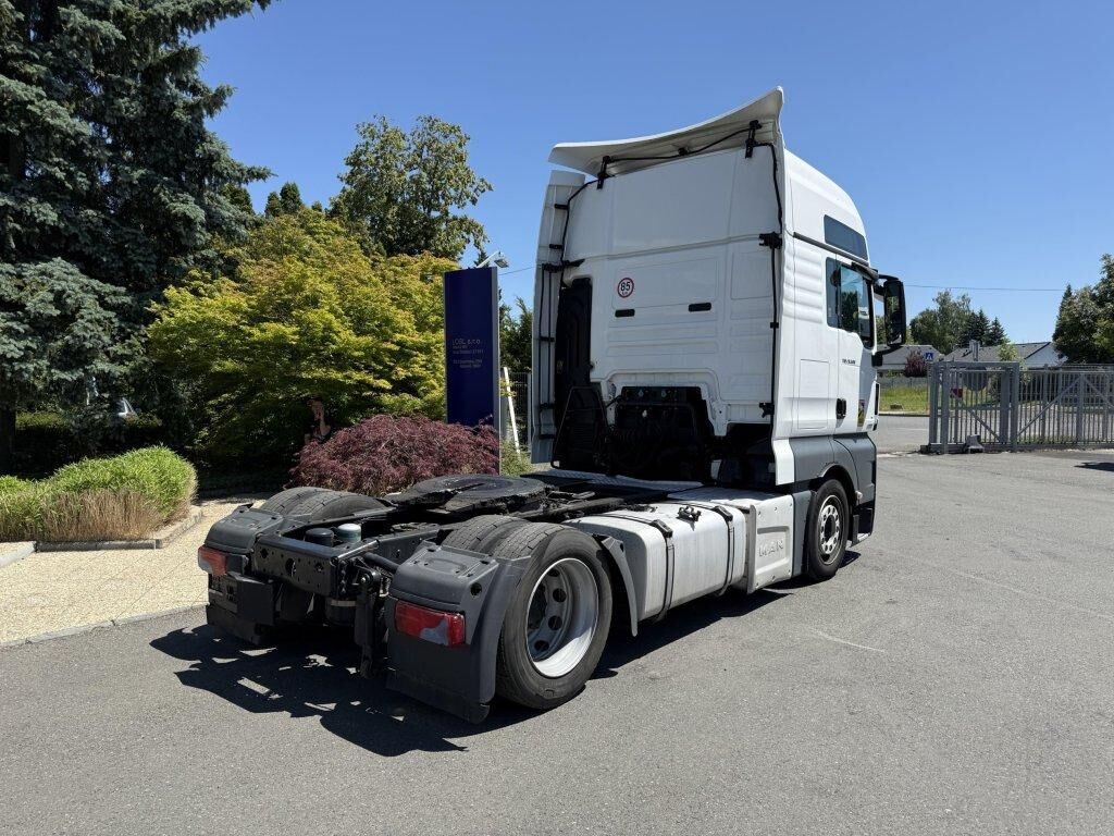 MAN TGX18.500 EURO 6 MEGA/lowdeck - Cabeza tractora: foto 4 MAN TGX18.500 EURO 6 MEGA/lowdeck - Cabeza tractora: foto 4