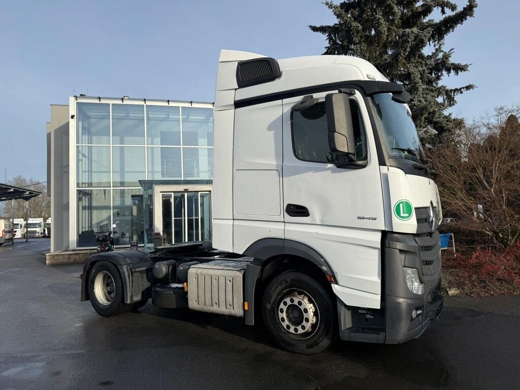 Mercedes-Benz 1845 Actros EURO 6 - Cabeza tractora: foto 2 Mercedes-Benz 1845 Actros EURO 6 - Cabeza tractora: foto 2