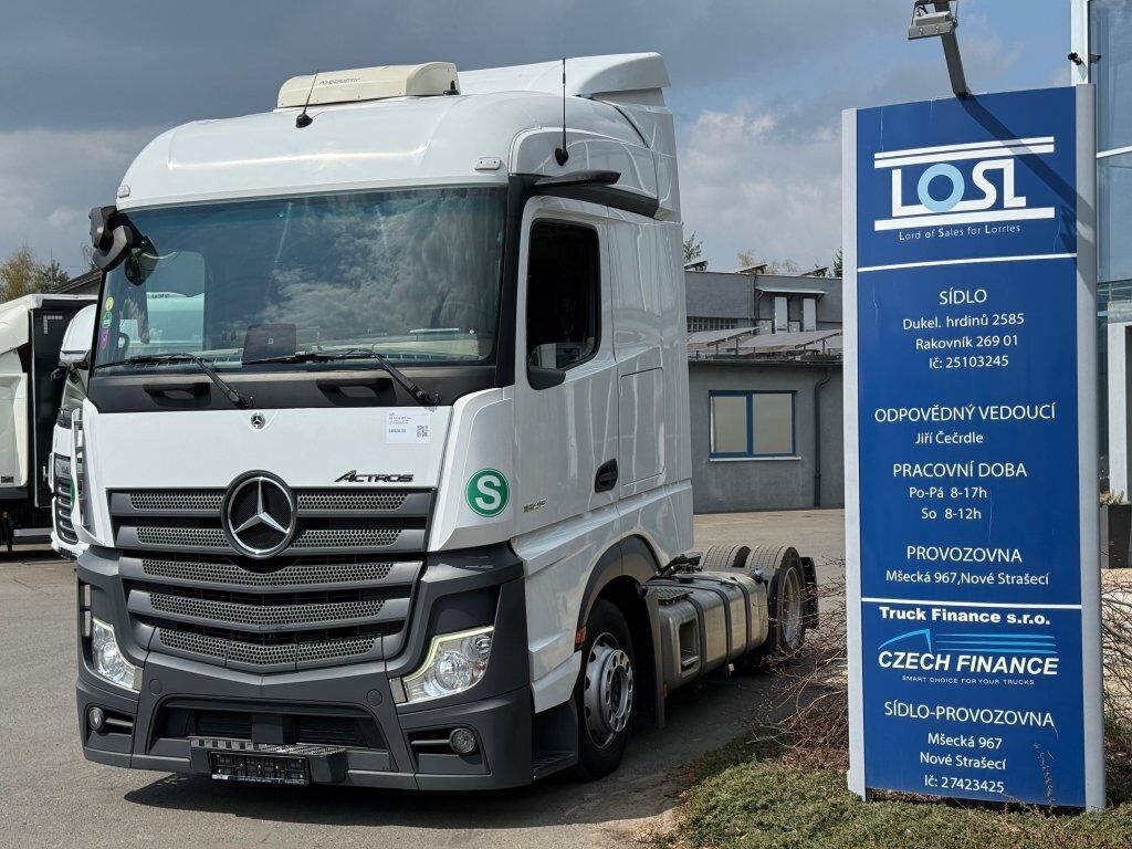Mercedes-Benz 1845 Actros EURO 6 MEGA/lowdeck - Cabeza tractora: foto 1 Mercedes-Benz 1845 Actros EURO 6 MEGA/lowdeck - Cabeza tractora: foto 1