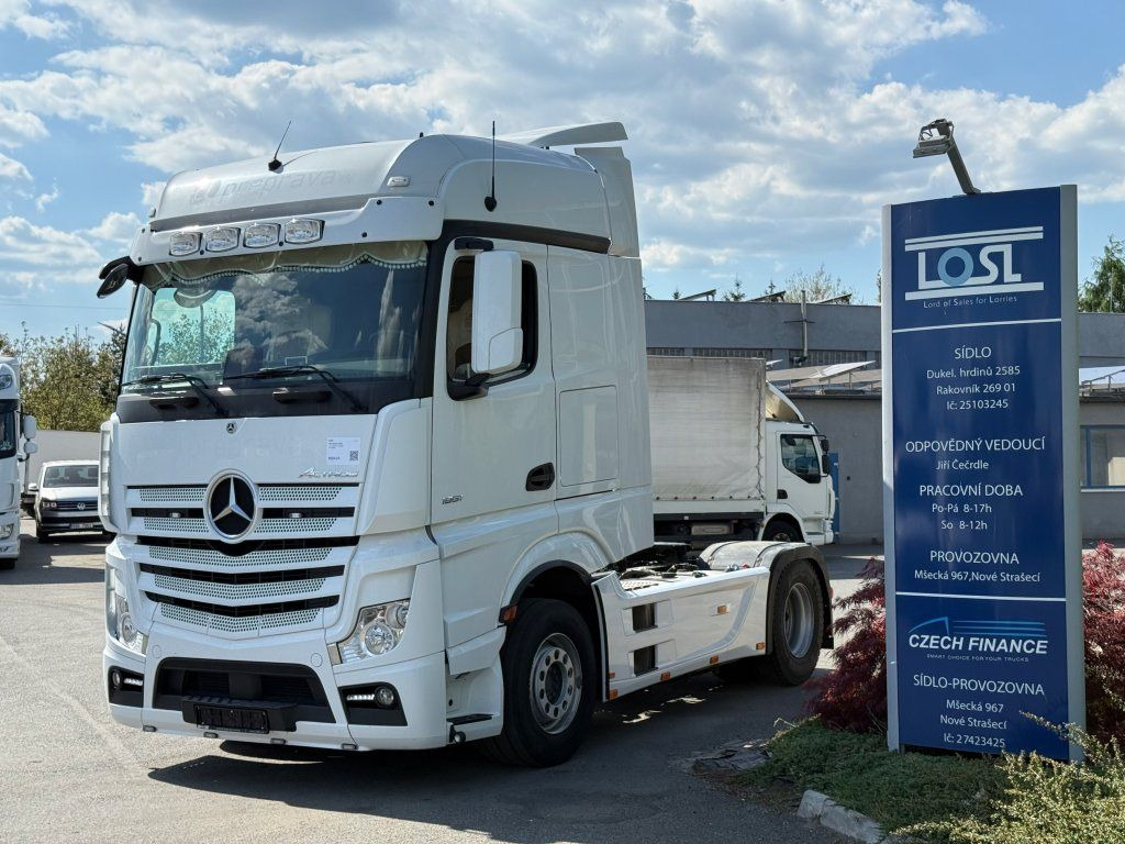 Mercedes-Benz 1851 Actros EURO 6 - Cabeza tractora: foto 1 Mercedes-Benz 1851 Actros EURO 6 - Cabeza tractora: foto 1