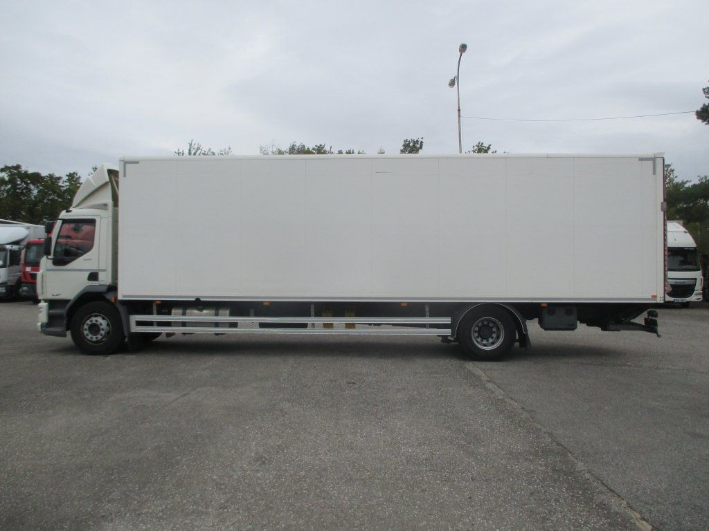 DAF 18.290 - Camión caja cerrada: foto 5 DAF 18.290 - Camión caja cerrada: foto 5