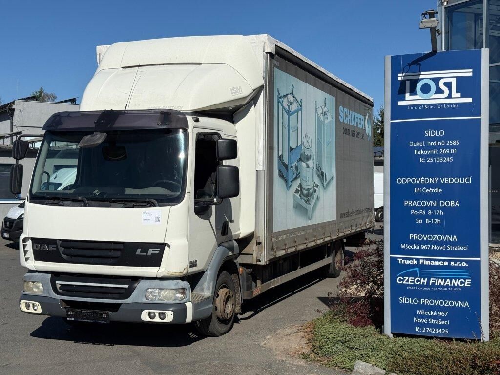 DAF LF45.210 EEV - Camión lona: foto 1 DAF LF45.210 EEV - Camión lona: foto 1