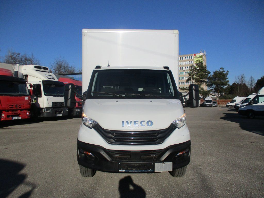 Iveco 70C18 Junge - Furgoneta: foto 2 Iveco 70C18 Junge - Furgoneta: foto 2