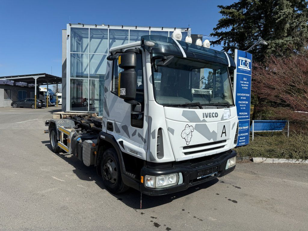 Iveco 75E18 EURO 4 - Multibasculante camión: foto 2 Iveco 75E18 EURO 4 - Multibasculante camión: foto 2
