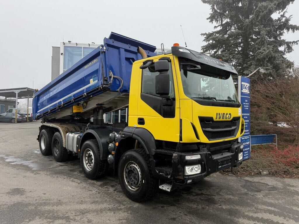 Iveco AD340T45 Trakker 8x4 Euro 6 - Volquete camión: foto 2 Iveco AD340T45 Trakker 8x4 Euro 6 - Volquete camión: foto 2