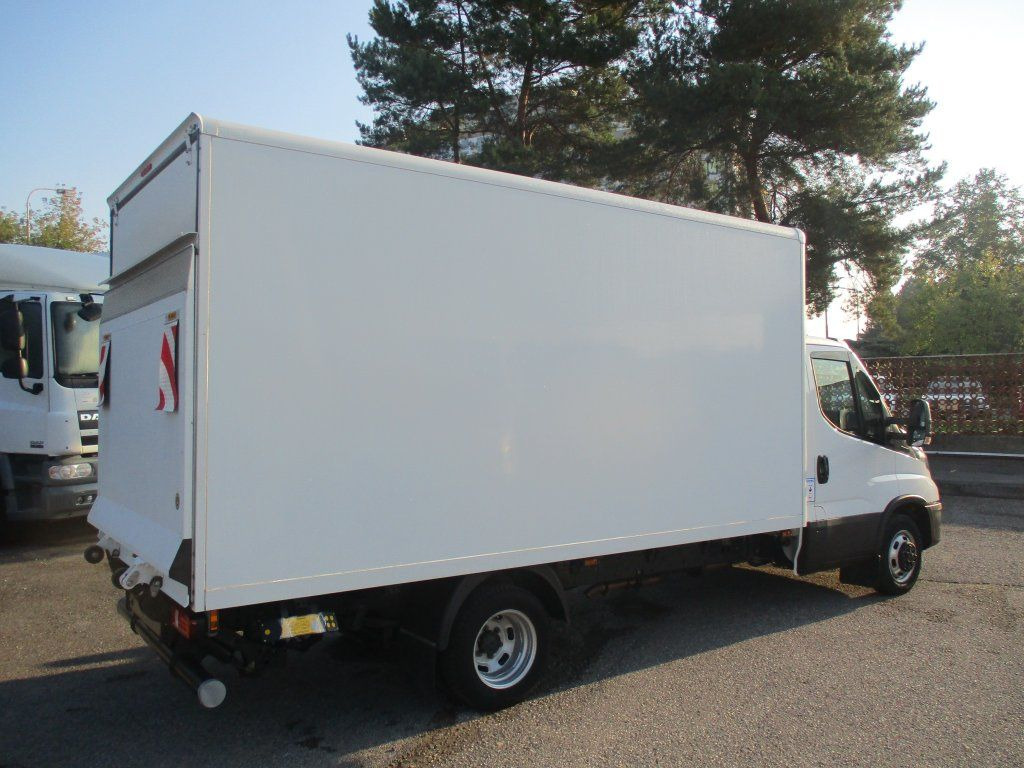Iveco Daily 35C16 - Furgoneta: foto 5 Iveco Daily 35C16 - Furgoneta: foto 5