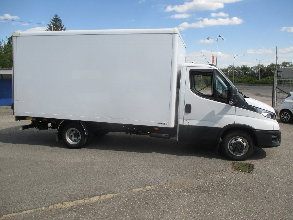 Iveco Daily 35C16 - Furgoneta: foto 4 Iveco Daily 35C16 - Furgoneta: foto 4