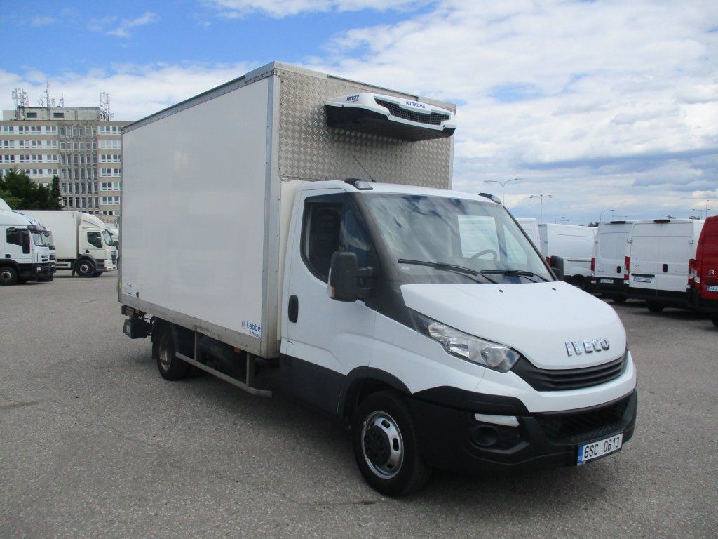 Iveco Daily 35C16 Dhollandia - Frigorífico furgoneta: foto 3 Iveco Daily 35C16 Dhollandia - Frigorífico furgoneta: foto 3