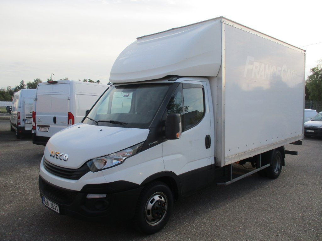 Iveco Daily 35C16 , Höhe 2,3m - Furgoneta: foto 1 Iveco Daily 35C16 , Höhe 2,3m - Furgoneta: foto 1