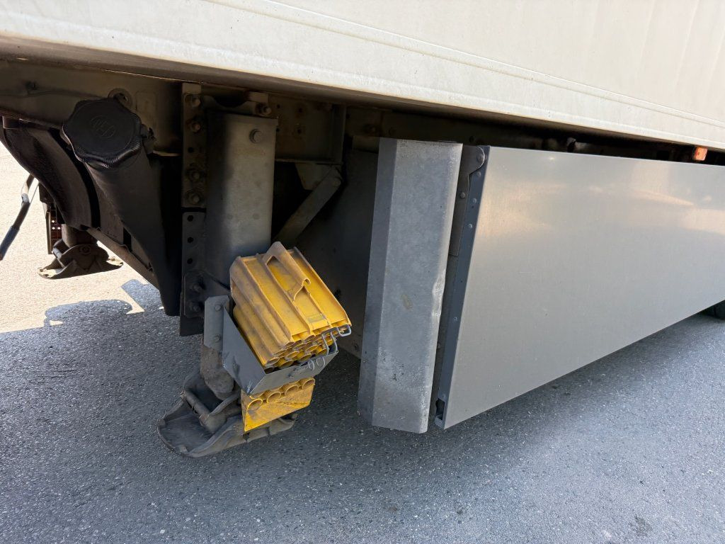 Lamberet LVF S3 Carrier Maxima 1300 - Caja cerrada semirremolque: foto 5 Lamberet LVF S3 Carrier Maxima 1300 - Caja cerrada semirremolque: foto 5