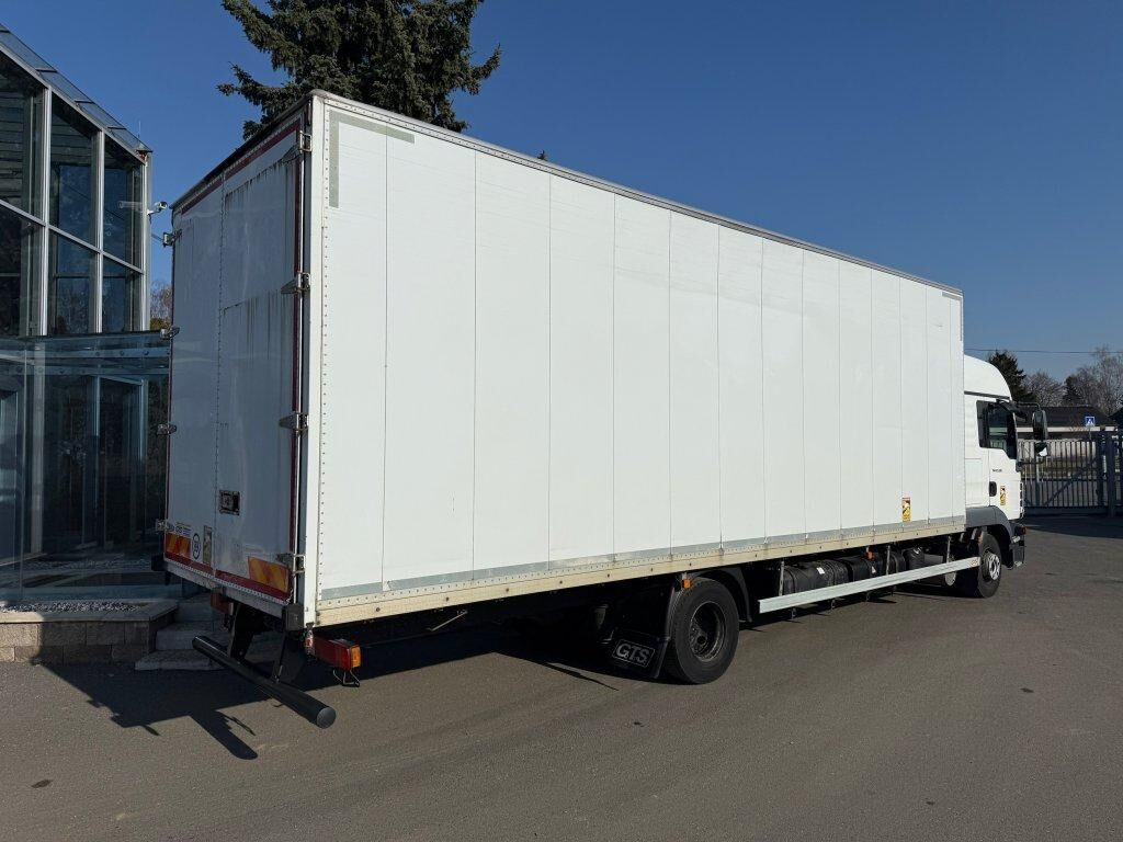 MAN TGL12.220 EURO 5 - Camión caja cerrada: foto 4 MAN TGL12.220 EURO 5 - Camión caja cerrada: foto 4