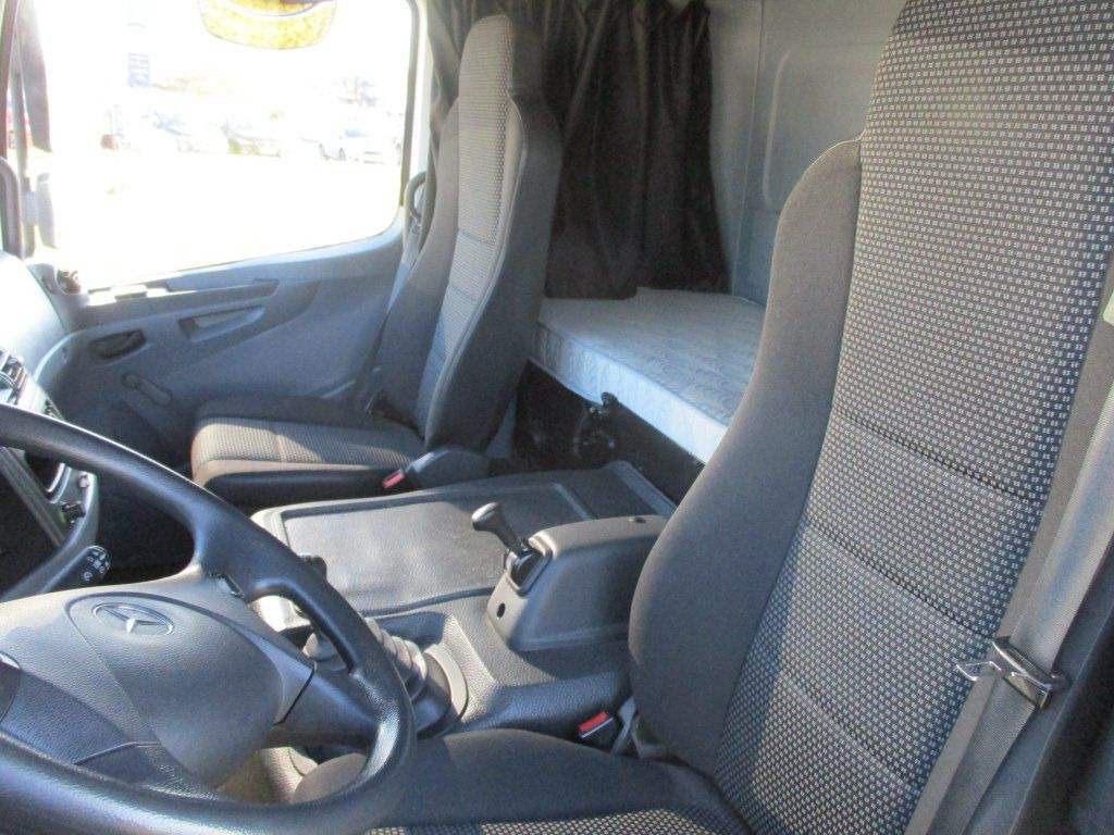 Camión caja cerrada Mercedes-Benz Atego 1222  1 Liege LBW: foto 16