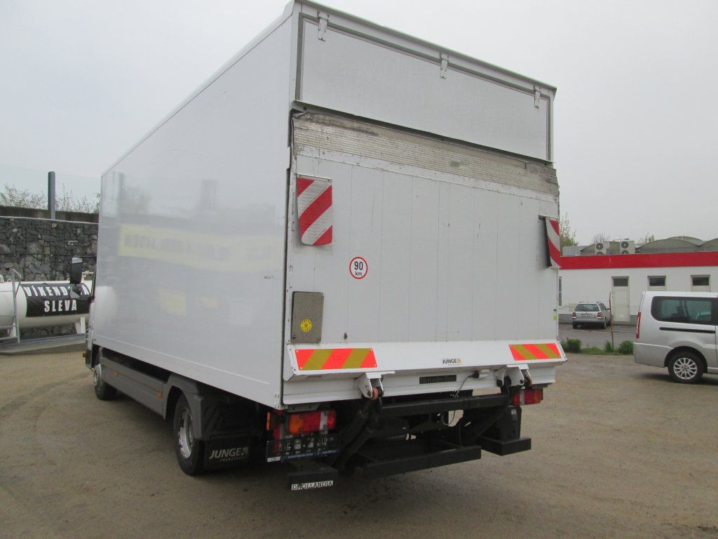 Mercedes-Benz Atego 816 EURO 5 - Camión caja cerrada: foto 3 Mercedes-Benz Atego 816 EURO 5 - Camión caja cerrada: foto 3