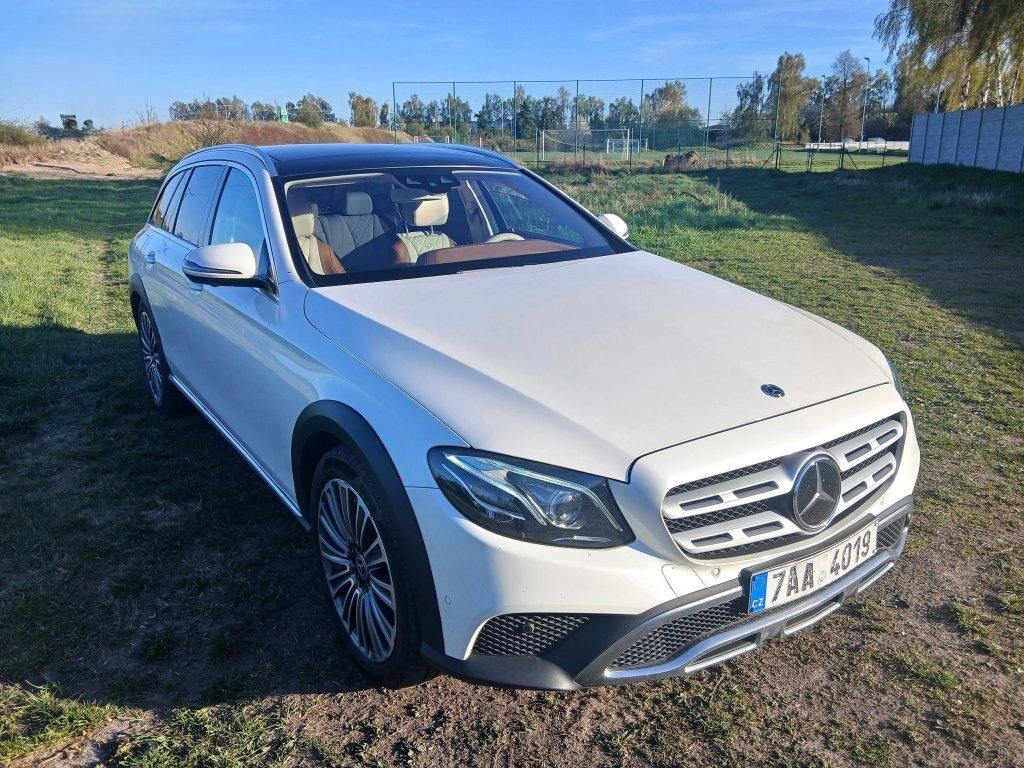 Mercedes-Benz d All Terrain 190kW Designo, Premium Plus - Coche familiar: foto 1 Mercedes-Benz d All Terrain 190kW Designo, Premium Plus - Coche familiar: foto 1