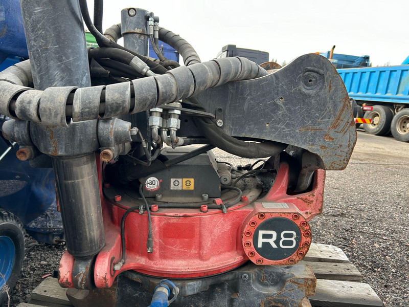 Implemento para Maquinaria de construcción ROTOTILT R8 S70: foto 1