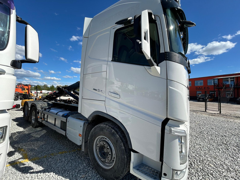 Volvo FH 540 | 6x4 | HIAB 21 | NOSTOTELI | TULOSSA - Multibasculante camión: foto 4 Volvo FH 540 | 6x4 | HIAB 21 | NOSTOTELI | TULOSSA - Multibasculante camión: foto 4