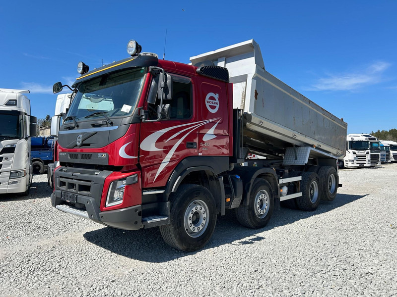 Volvo FMX 540 8x4 | TULOSSA - Volquete camión: foto 1 Volvo FMX 540 8x4 | TULOSSA - Volquete camión: foto 1