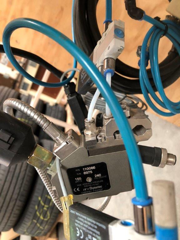 Máquina de impresión Dynatec Quattro Challenger glue melter with two application nozzles Dy 2002 control unit for 8 channels: foto 7 Máquina de impresión Dynatec Quattro Challenger glue melter with two application nozzles Dy 2002 control unit for 8 channels: foto 7