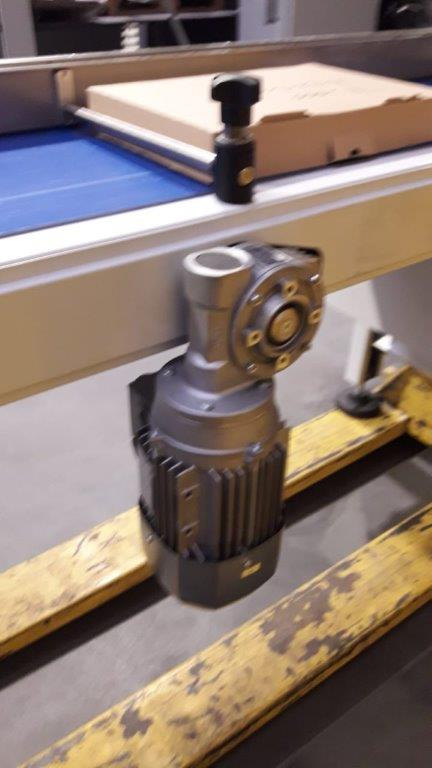 Frequency controlled conveyor belt 220x50cm - Cinta transportadora: foto 3 Frequency controlled conveyor belt 220x50cm - Cinta transportadora: foto 3