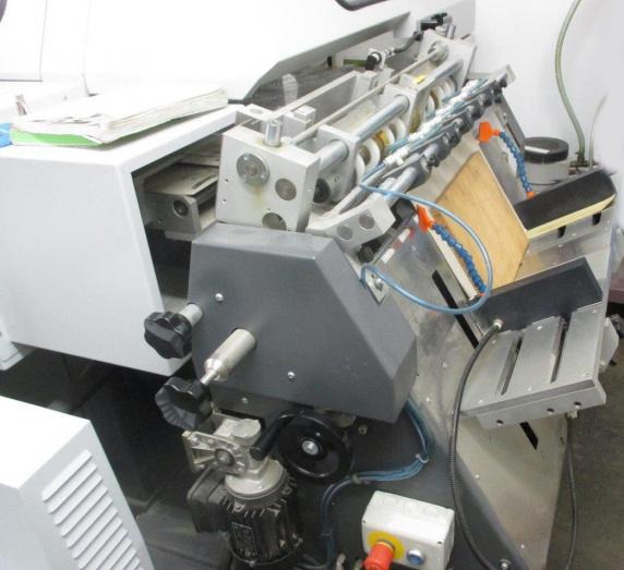 Heidelberg Eurobind HE 1200 four-clamp perfect binder - Encuadernadora: foto 3 Heidelberg Eurobind HE 1200 four-clamp perfect binder - Encuadernadora: foto 3