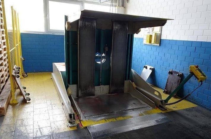 Large format pile turner Rachner R 1500 P - Volteador de pilas: foto 1 Large format pile turner Rachner R 1500 P - Volteador de pilas: foto 1