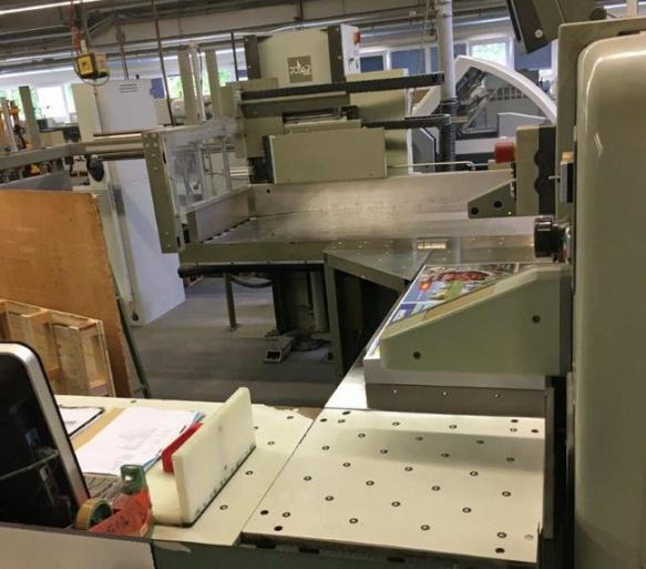 Polar Mohr 137 EM-MON cutting line - Máquina de corte de papel: foto 4 Polar Mohr 137 EM-MON cutting line - Máquina de corte de papel: foto 4
