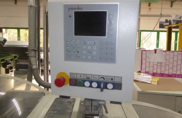 Stacking display Palamides alpha 500 - Plegadora de papel: foto 4 Stacking display Palamides alpha 500 - Plegadora de papel: foto 4