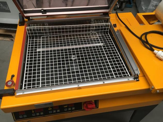 Weileder K-P 4255 hood shrinking machine - Máquina de embalaje: foto 2 Weileder K-P 4255 hood shrinking machine - Máquina de embalaje: foto 2