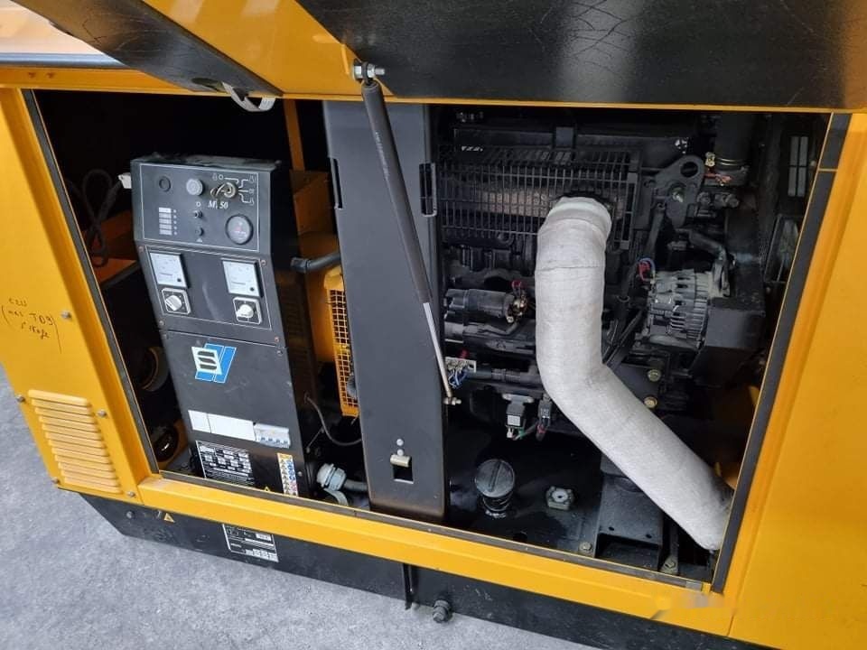 SDMO - Generador industriale: foto 3 SDMO - Generador industriale: foto 3