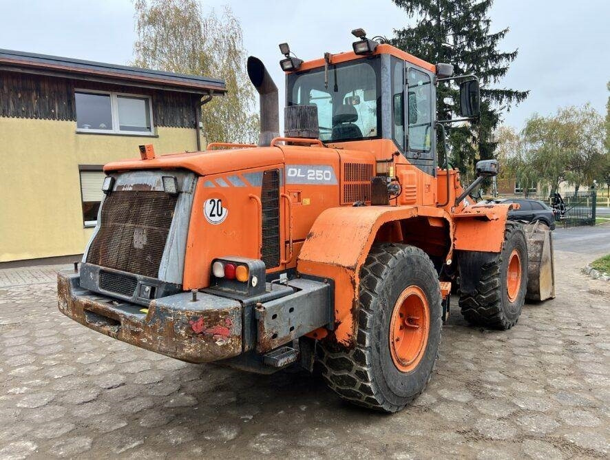 Doosan DL250 - Cargadora de ruedas: foto 5 Doosan DL250 - Cargadora de ruedas: foto 5