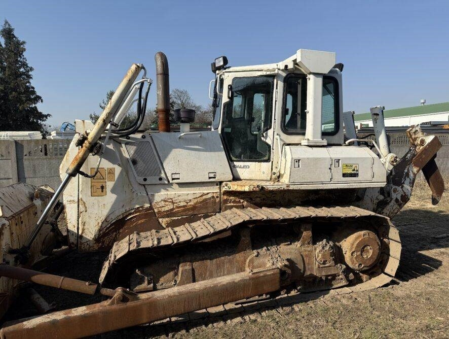 Komatsu D65EX-15e0 + ripper - Bulldozer: foto 4 Komatsu D65EX-15e0 + ripper - Bulldozer: foto 4