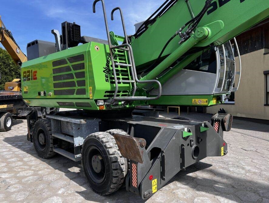 Sennebogen 821 K10 ULM - Manipulador de materiales: foto 4 Sennebogen 821 K10 ULM - Manipulador de materiales: foto 4