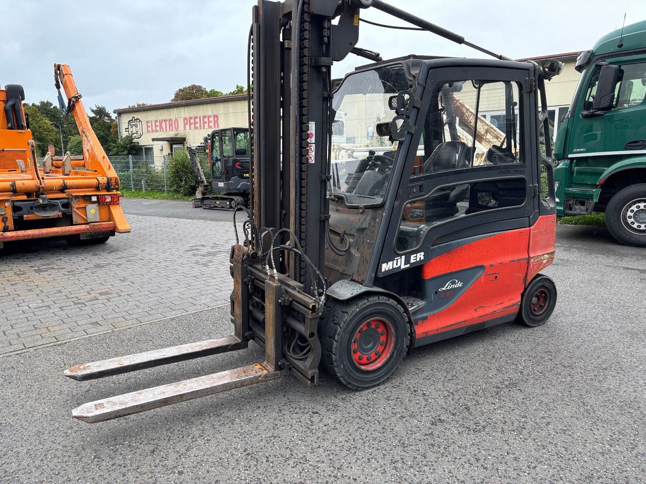 Linde E 50HL-01 Triplex Teleskopgabel - Carretilla elevadora eléctrica: foto 2 Linde E 50HL-01 Triplex Teleskopgabel - Carretilla elevadora eléctrica: foto 2