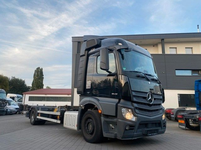 Mercedes-Benz Actros 1842 BDF LBW 1845 2x Mercedes-Benz Actros 1842 BDF LBW 1845 2x - Portacontenedore/ Intercambiable camión: foto 1 Mercedes-Benz Actros 1842 BDF LBW 1845 2x Mercedes-Benz Actros 1842 BDF LBW 1845 2x - Portacontenedore/ Intercambiable camión: foto 1