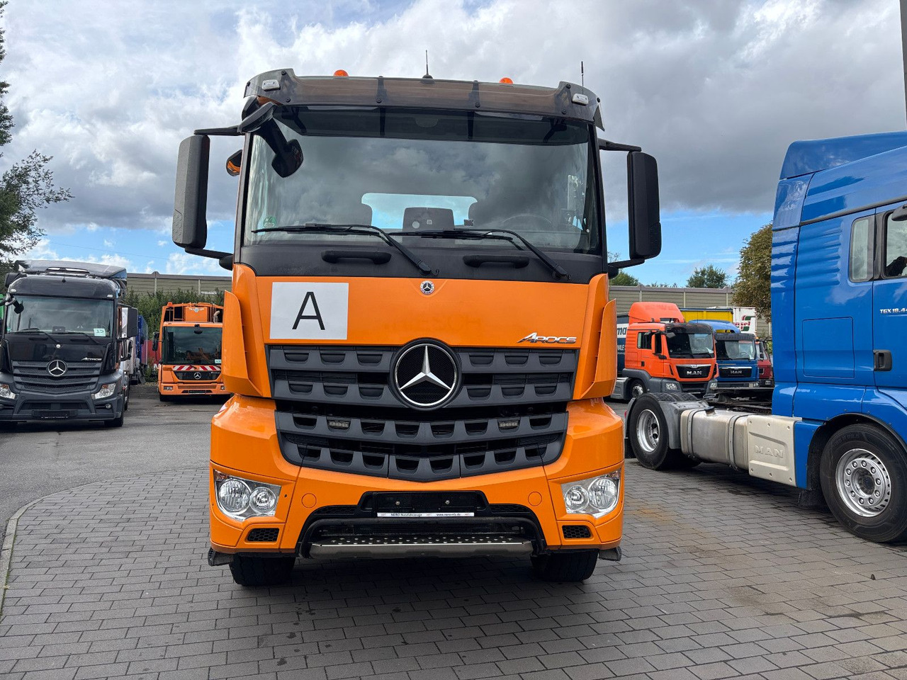 Mercedes-Benz Arocs 2648 6x4/Kempf - Volquete camión: foto 4 Mercedes-Benz Arocs 2648 6x4/Kempf - Volquete camión: foto 4