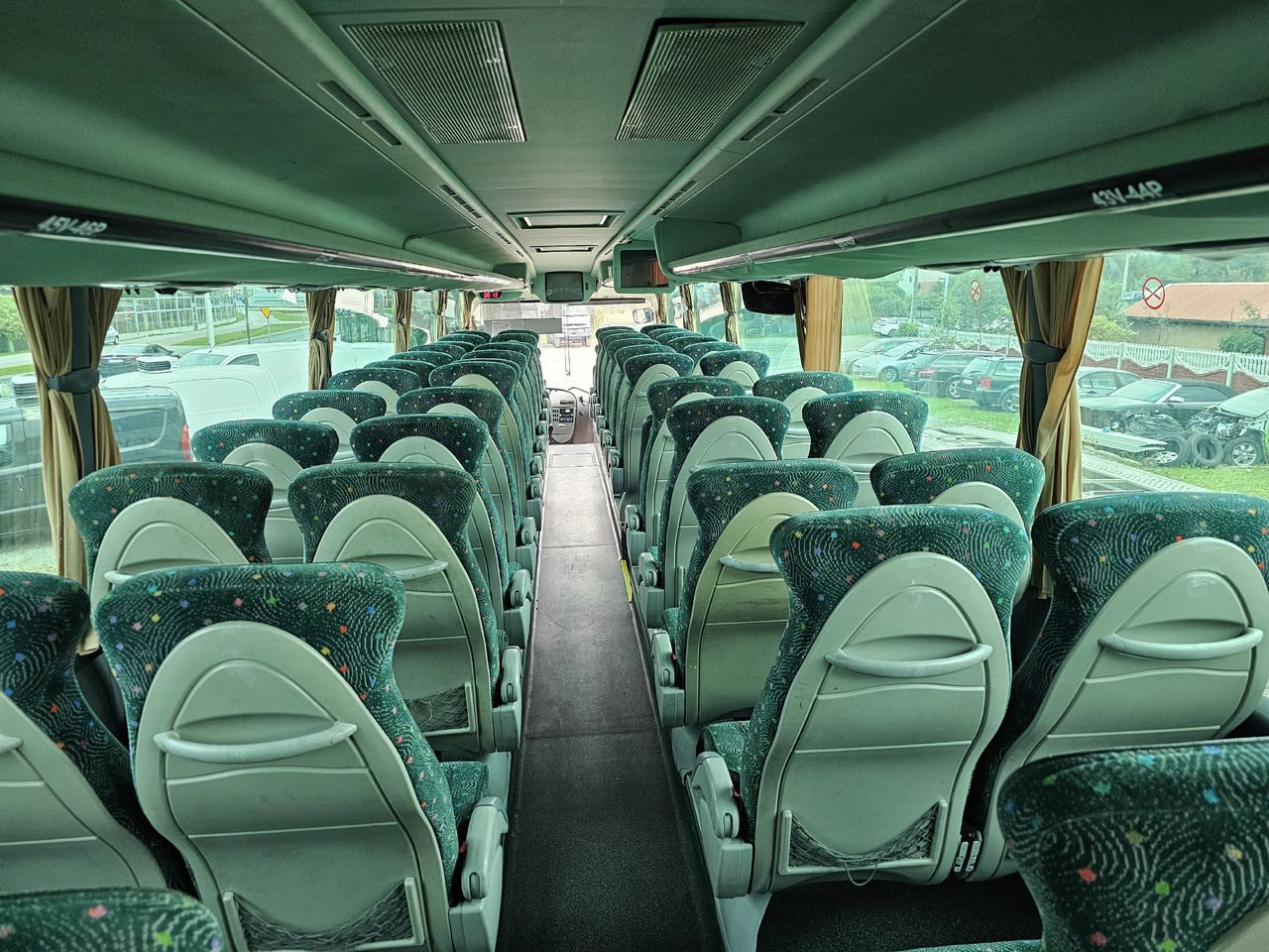SCANIA IRIZAR CENTURY 61 OSOB KLIMA WEBASTO TV EURO5 - Autocar: foto 4 SCANIA IRIZAR CENTURY 61 OSOB KLIMA WEBASTO TV EURO5 - Autocar: foto 4