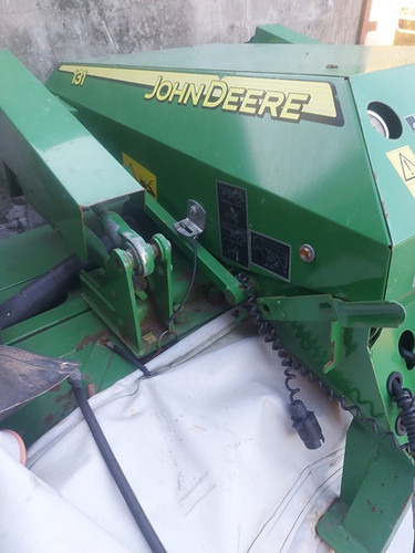John Deere 131 - Segadora: foto 5 John Deere 131 - Segadora: foto 5