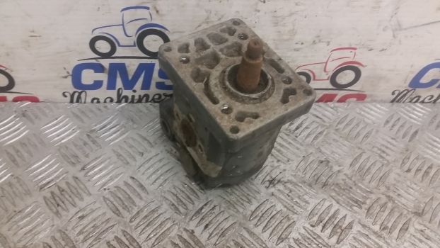 Bosch Rexroth Hydraulic Power Steering Pump 510625366; 1515105033 - Bomba de dirección para Tractor: foto 1 Bosch Rexroth Hydraulic Power Steering Pump 510625366; 1515105033 - Bomba de dirección para Tractor: foto 1