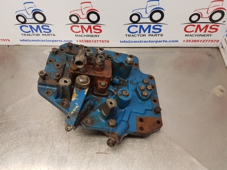 Ford 40, 7840, 5640, 8340 Transmission Control Plate Cover And Valve F0nn7z479ag - Transmisión para Tractor: foto 4 Ford 40, 7840, 5640, 8340 Transmission Control Plate Cover And Valve F0nn7z479ag - Transmisión para Tractor: foto 4
