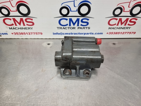 Ford 40 Series, 7840, 8240, 8340, Ts, Hydraulic Valve F2nnr947aa, 81878459 - Válvula hidráulica para Maquinaria agrícola: foto 1 Ford 40 Series, 7840, 8240, 8340, Ts, Hydraulic Valve F2nnr947aa, 81878459 - Válvula hidráulica para Maquinaria agrícola: foto 1