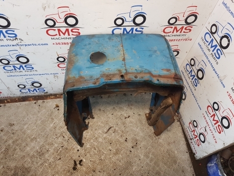 Ford 4600, 5000, 4140, 3600 Nose Cone For Wer Air Cleaner D4nn8n202d, D4nn8n202m - Carrocería y exterior para Tractor: foto 4 Ford 4600, 5000, 4140, 3600 Nose Cone For Wer Air Cleaner D4nn8n202d, D4nn8n202m - Carrocería y exterior para Tractor: foto 4