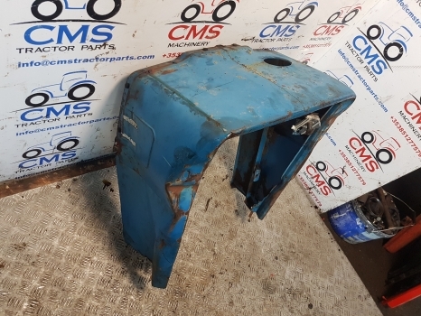 Ford 4600, 5000, 4140, 3600 Nose Cone For Wer Air Cleaner D4nn8n202d, D4nn8n202m - Carrocería y exterior para Tractor: foto 3 Ford 4600, 5000, 4140, 3600 Nose Cone For Wer Air Cleaner D4nn8n202d, D4nn8n202m - Carrocería y exterior para Tractor: foto 3