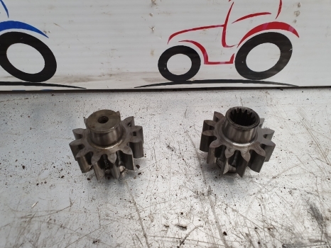 Ford 6640, 5640, 7740, 7840, 8240, 8340 Hydraulic Pump Gear Z 12 - Bomba hidráulica para Tractor: foto 1 Ford 6640, 5640, 7740, 7840, 8240, 8340 Hydraulic Pump Gear Z 12 - Bomba hidráulica para Tractor: foto 1