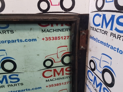 Puerta y piezas Ford New Holland 40, 60, Ts 8340 Cab Door Rhs 82002446, 82006664, 82000367: foto 9
