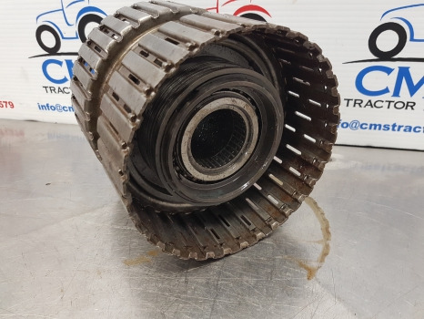 Embrague y piezas para Maquinaria agrícola Ford New Holland 40 And Ts Series Rear Clutch Housing, 82036853, 82016096: foto 9